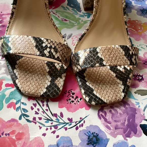 vince camuto short bread desert python shoes - Picture 10 of 11